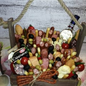 Бокс букет подарочный поздравительный съедобный вкусный с виски мужчине женщине Камбоджа