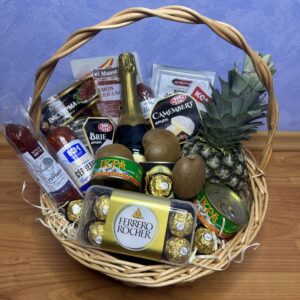 Кошик подарунковий з кон'яком Гог